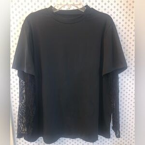 🖤🖤SWEET BLACK PLUS SIZE 1X T WITH FEMININE LONG SLEEVES🖤🖤